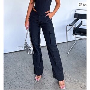 White fox boutique Black cargo pants small New!